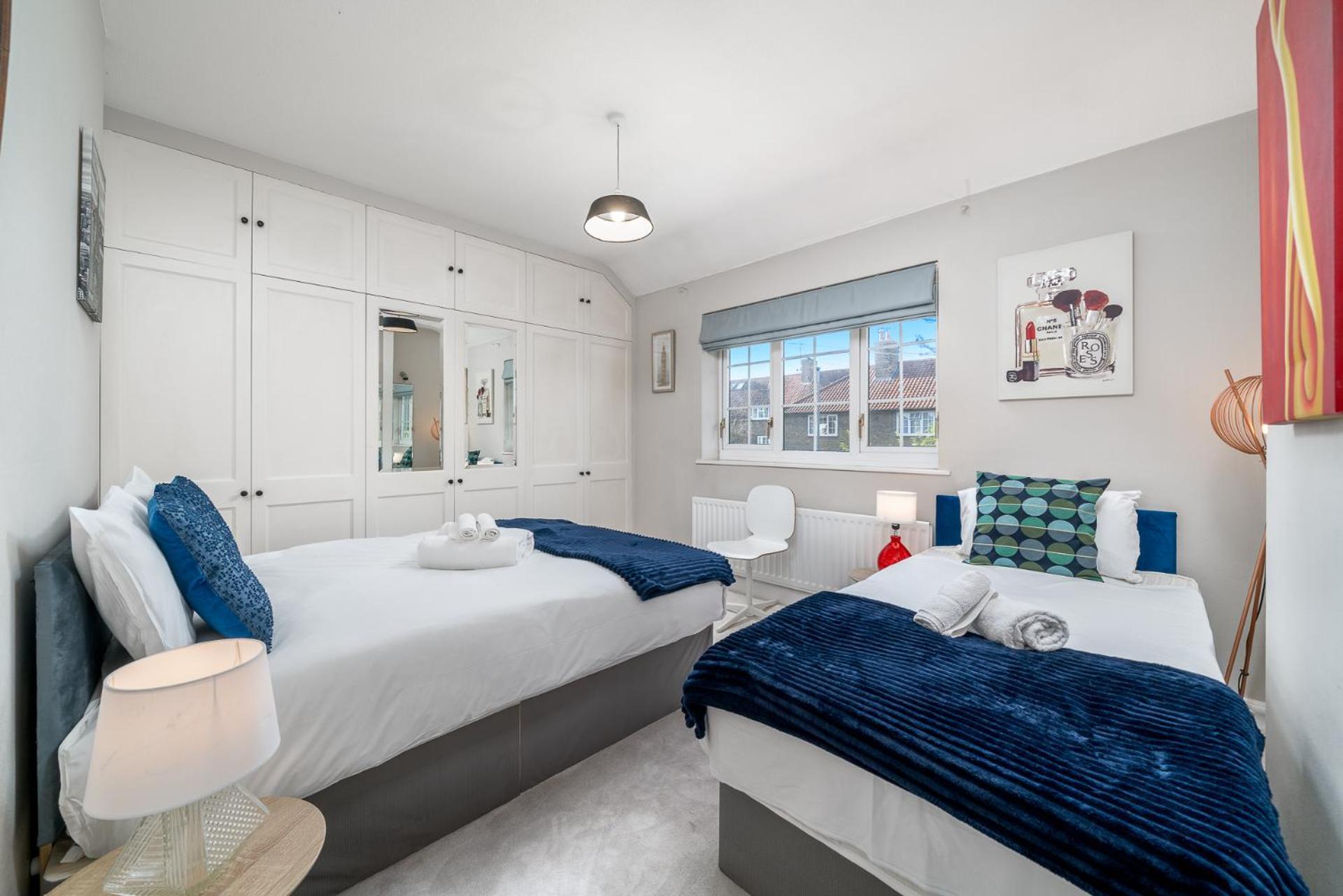 Luxury House Near River Thames Garden House Parking 6 Guests Appartement