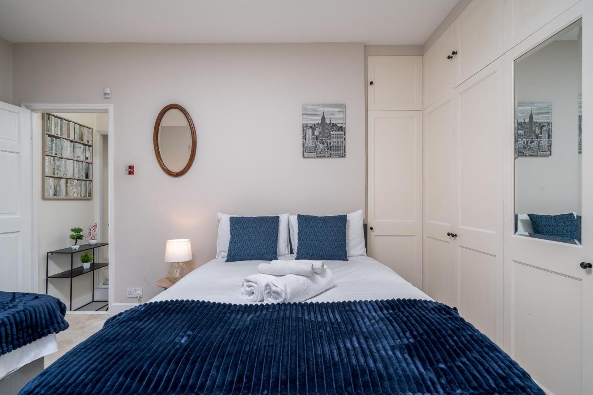 Luxury House Near River Thames Garden House Parking 6 Guests Appartement Londres